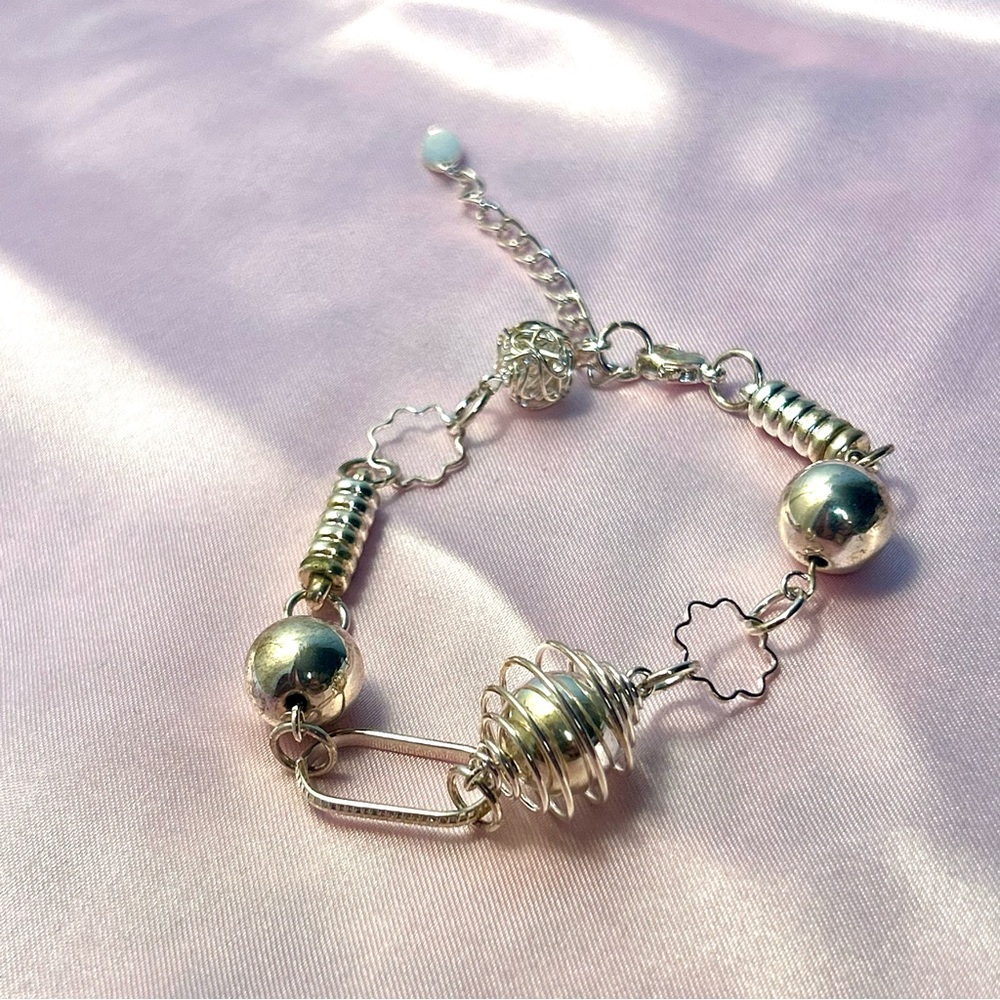Chic Silver plated  Bracelet with Floral Accents vintage